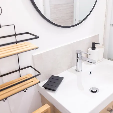 Oiqia • Hemera • Aube Apartment Villenauxe