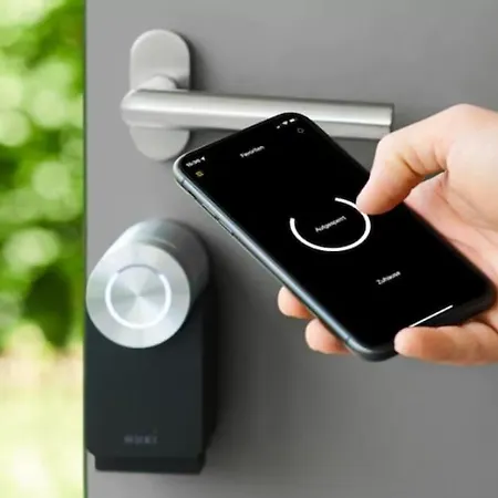 Oiqia • Hemera • Aube